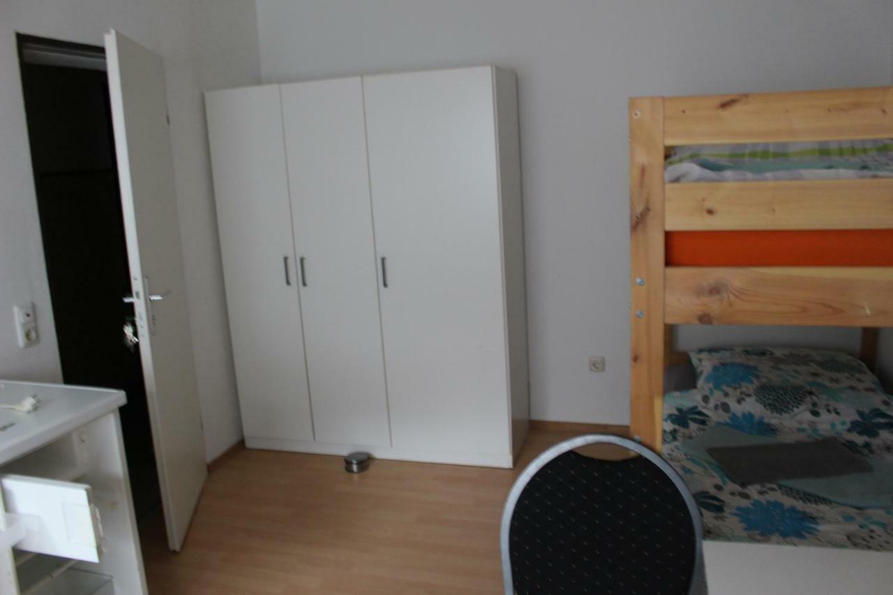 Zv-Scholtz Gaestehaus Neuoetting Simbacher Strasse 7 المظهر الخارجي الصورة