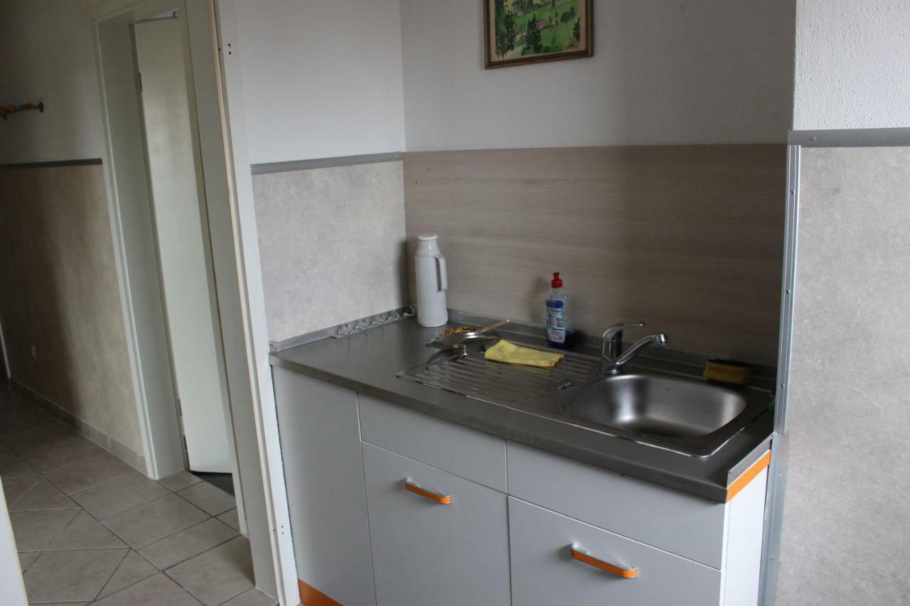 Zv-Scholtz Gaestehaus Neuoetting Simbacher Strasse 7 المظهر الخارجي الصورة